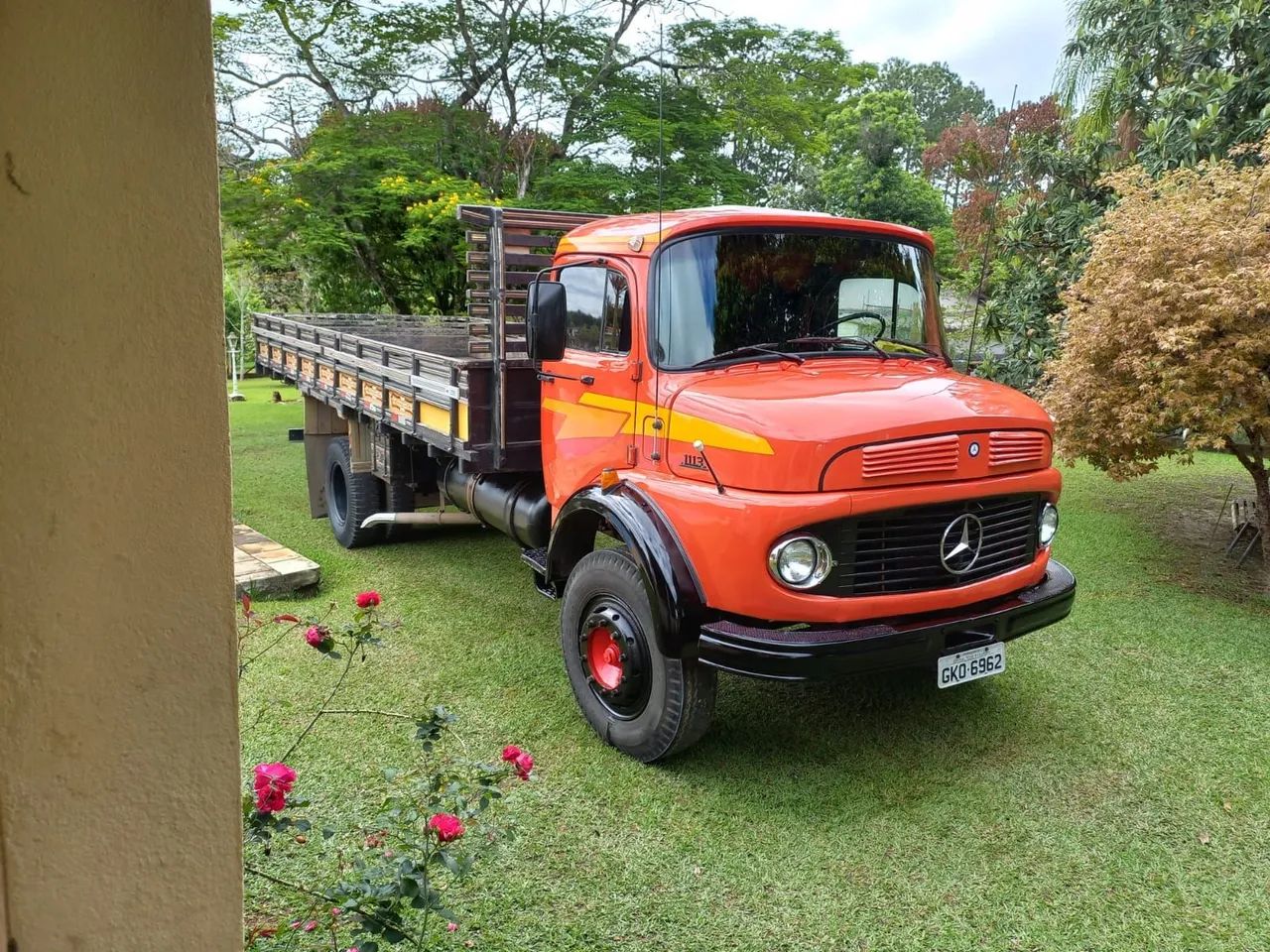 Mercedes 1113 - Foto 2
