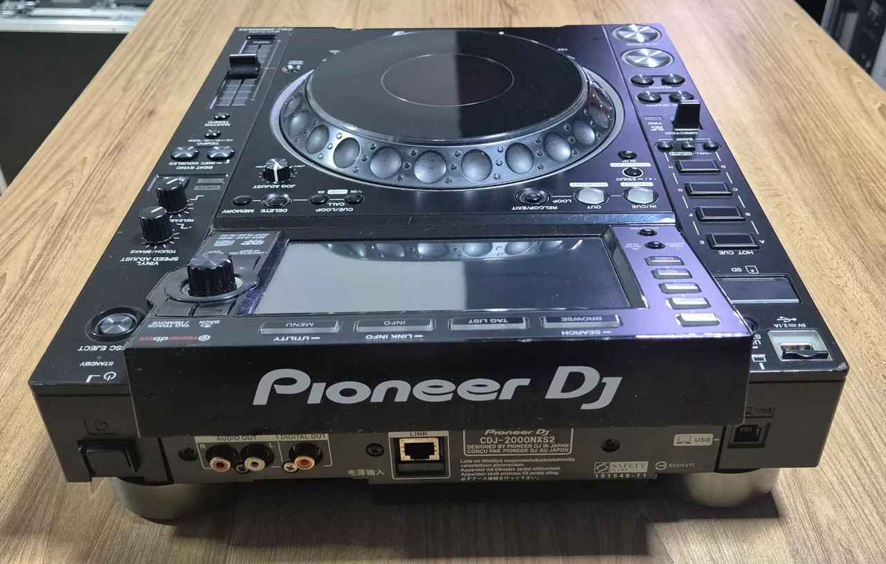 cdj 2000