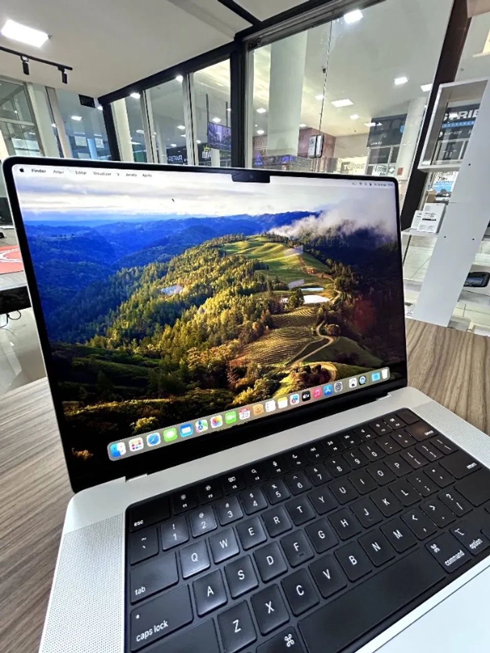 MacBook Pro 16 Polegadas M2 Max 32GB RAM 1TB SSD - 2023
