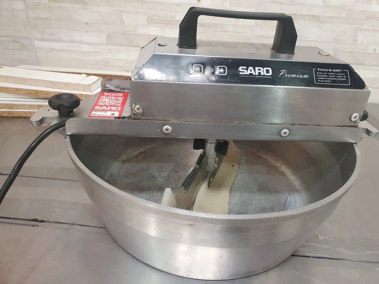 Panela mexedora saro