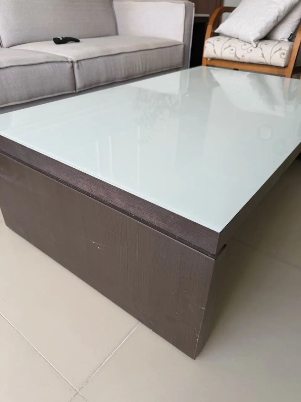 Vende-se mesa de centro pra sala