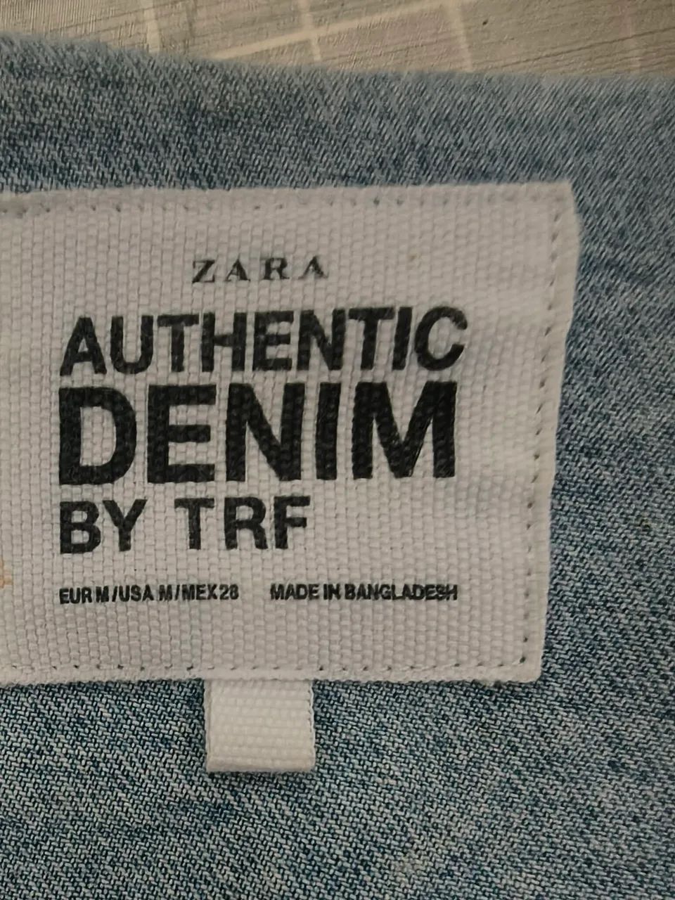 Jaqueta feminina jeans customizada - Foto 4