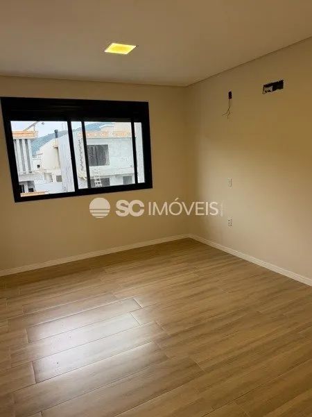 Casa nova entre as montanhas e o mar - Foto 4