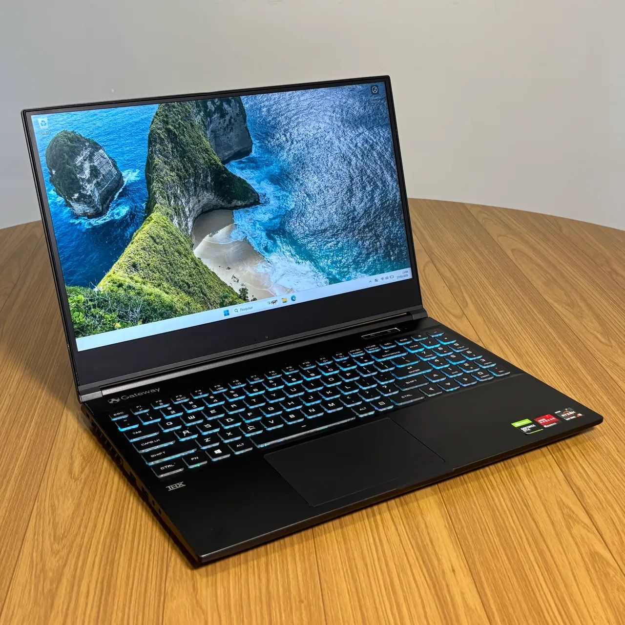 Notebook Gamer | GTX 1650 4GB - Ryzen 5 4600H - 16GB - 256GB - 15.6 - 120Hz - Full HD IPS  - Foto 2