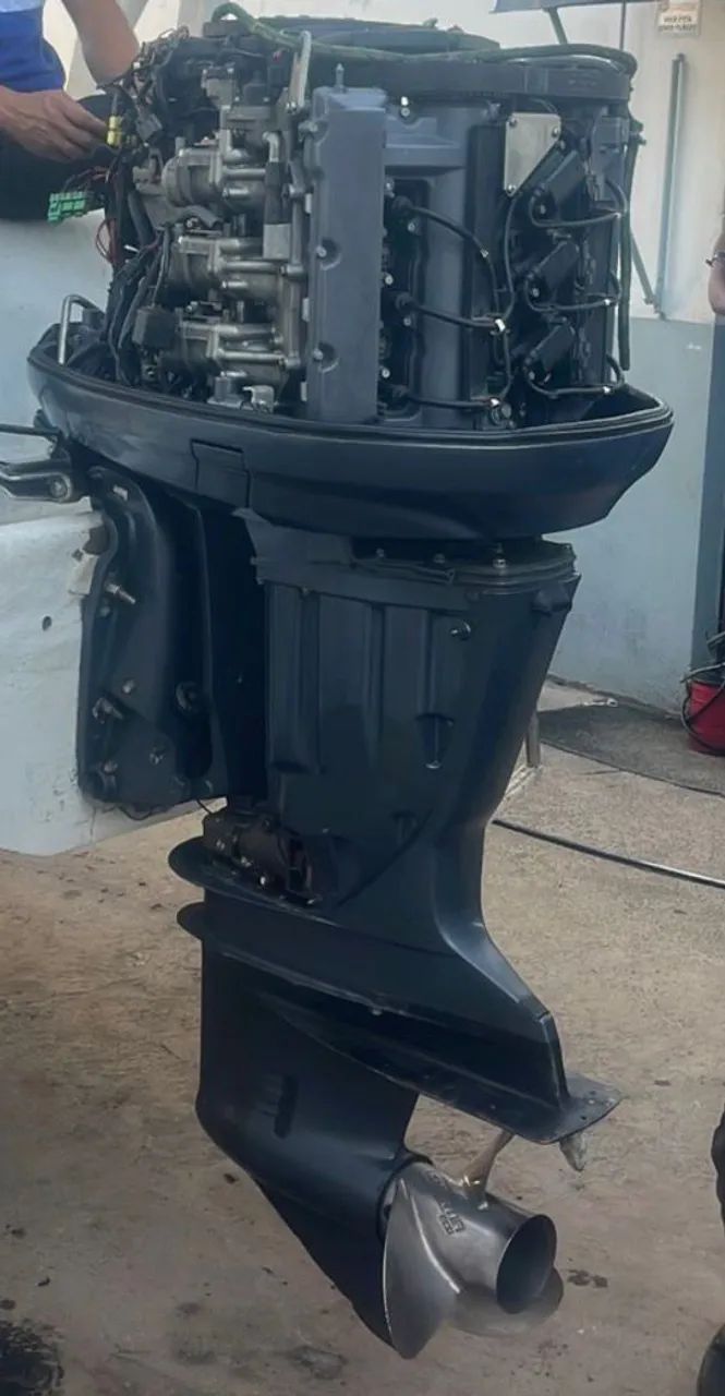 Motor Yamaha 225HP - Seminovo  - Foto 2