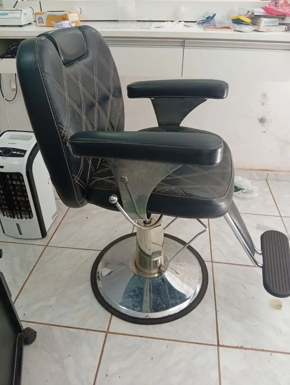 Cadeira de barbeiro  - Foto 2