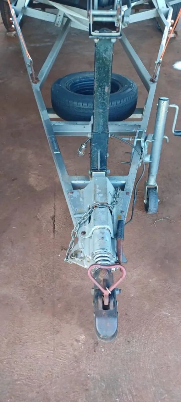 Lancha, com carreta trucada e motor. - Foto 2