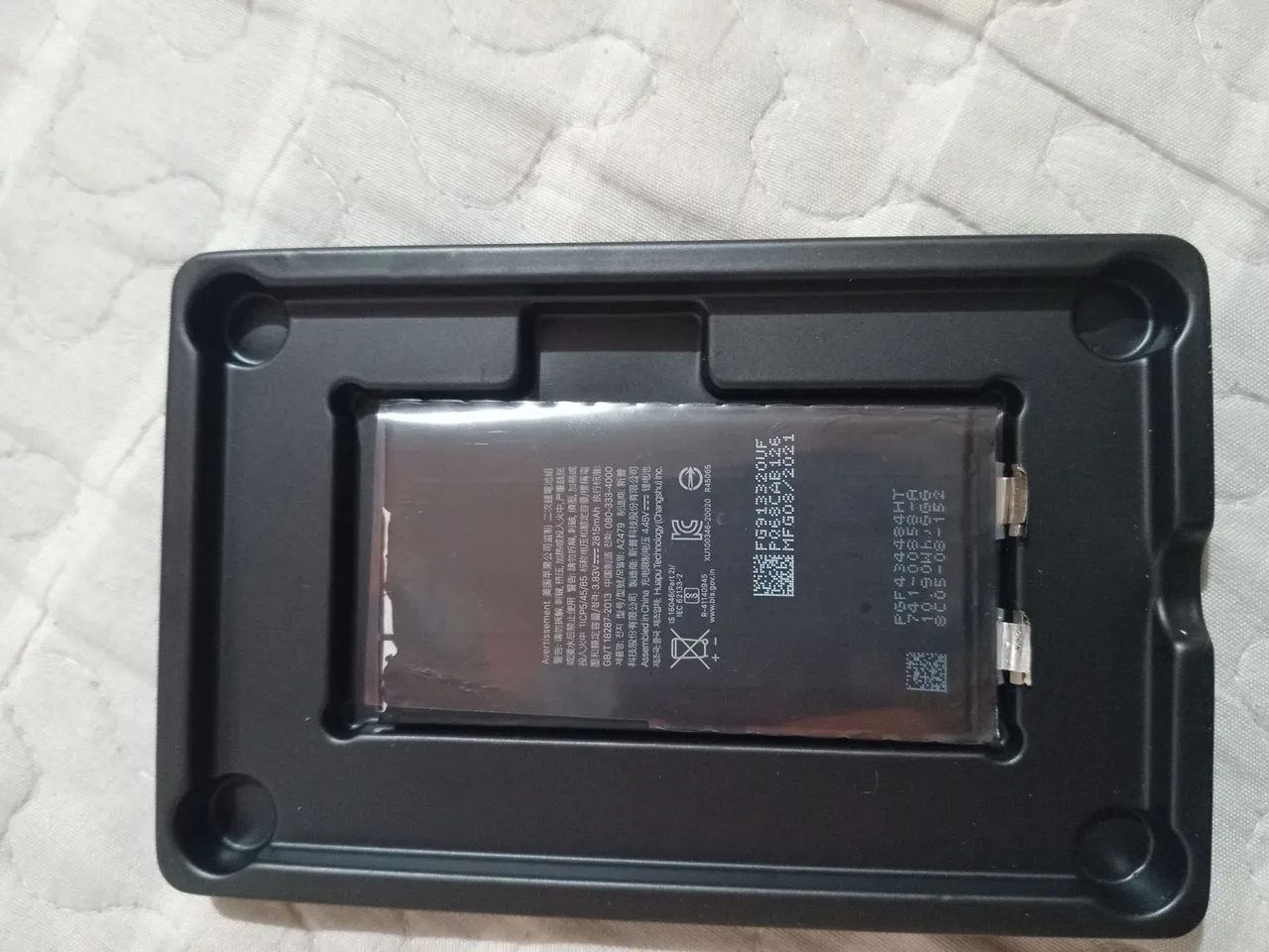 Bateria do iPhone 12 ou 12 pro com 79%