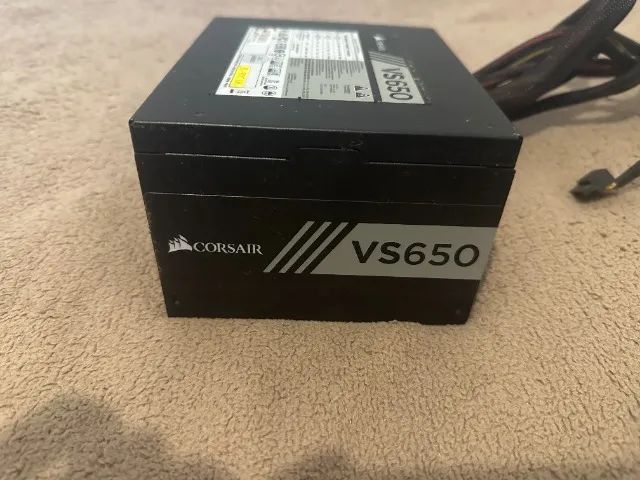Fonte Corsair VS650 usada