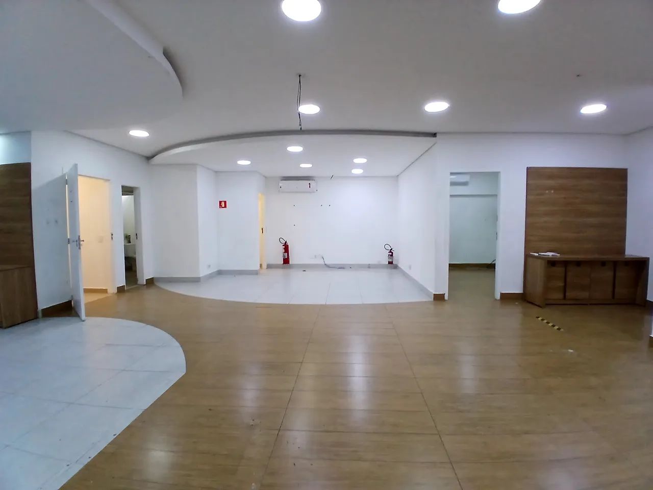 Loja / Salão em Vila Maia - Guarujá