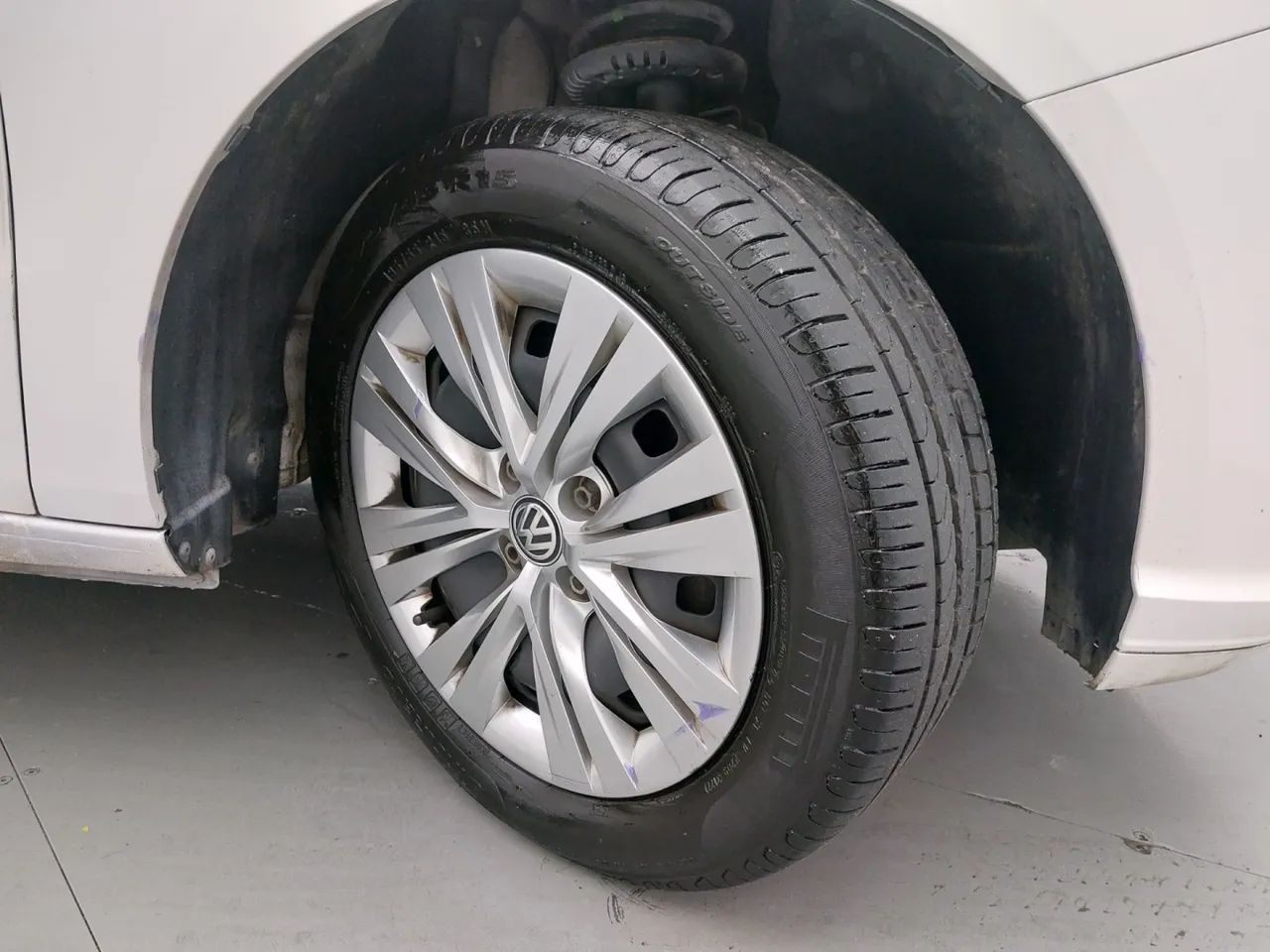 Volkswagen Voyage 1.0 Flex 12V 4p, foto 12 de 16