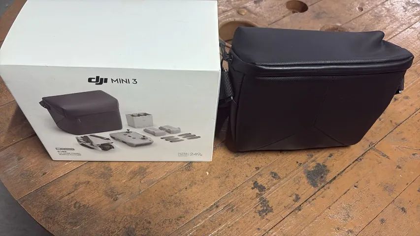 DJI Mini 3 Fly More Combo com 3 Baterias - Impecável - Foto 2