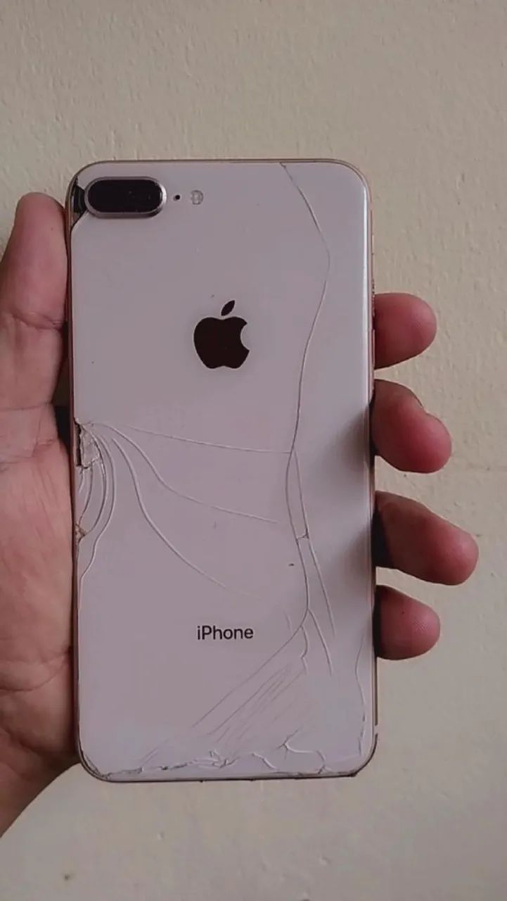 VENDO IPHONE 8 PLUS 550$ ZAP * - Foto 3