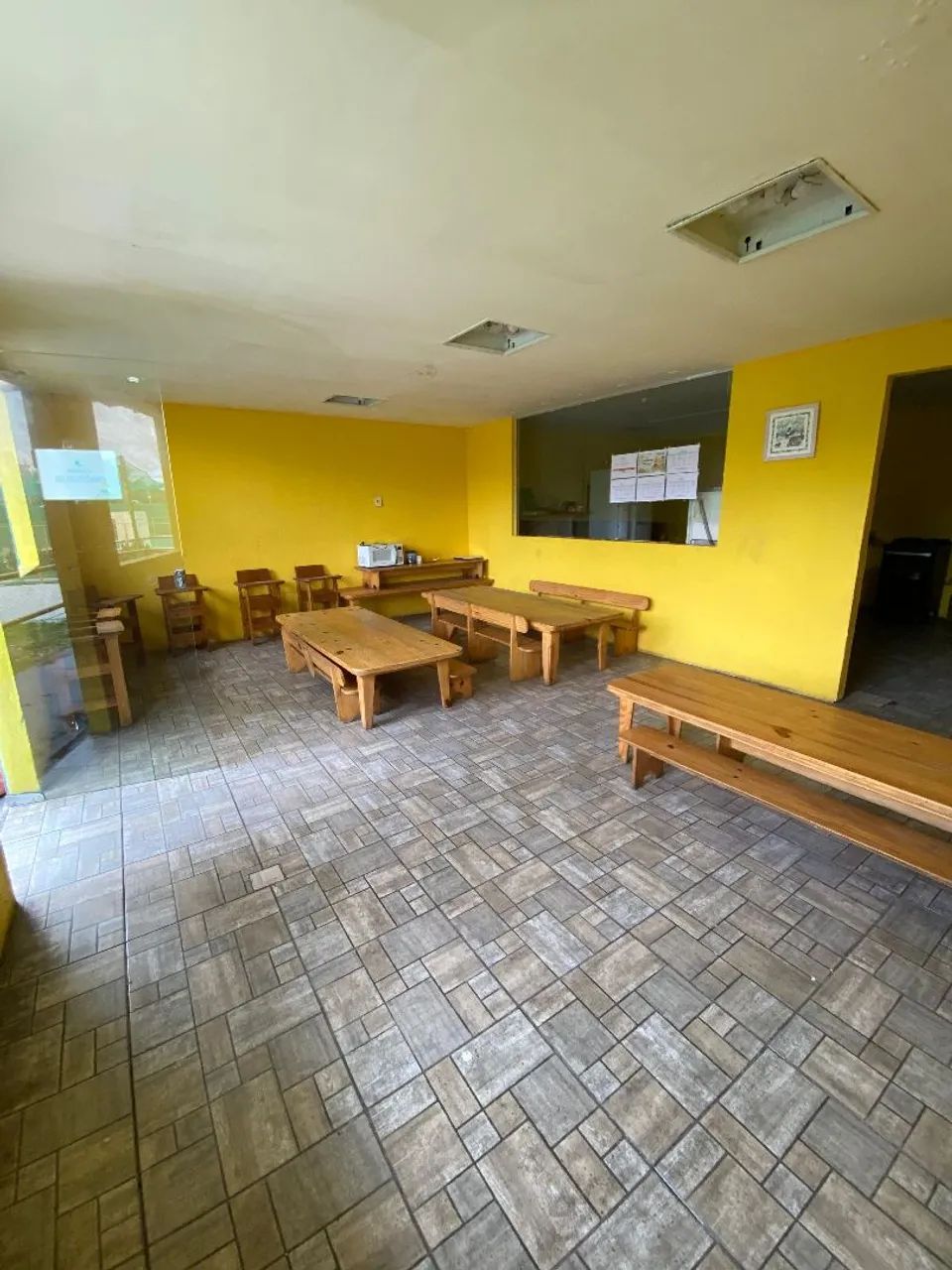 Mesa de refeitório infantil em pinus tratadoo - Foto 4