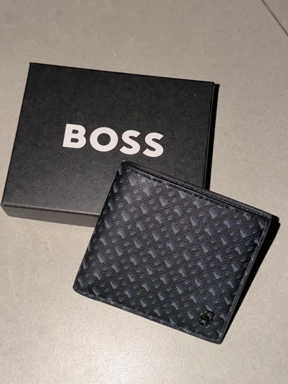 Carteira Hugo BOSS Monogram Preta Nova