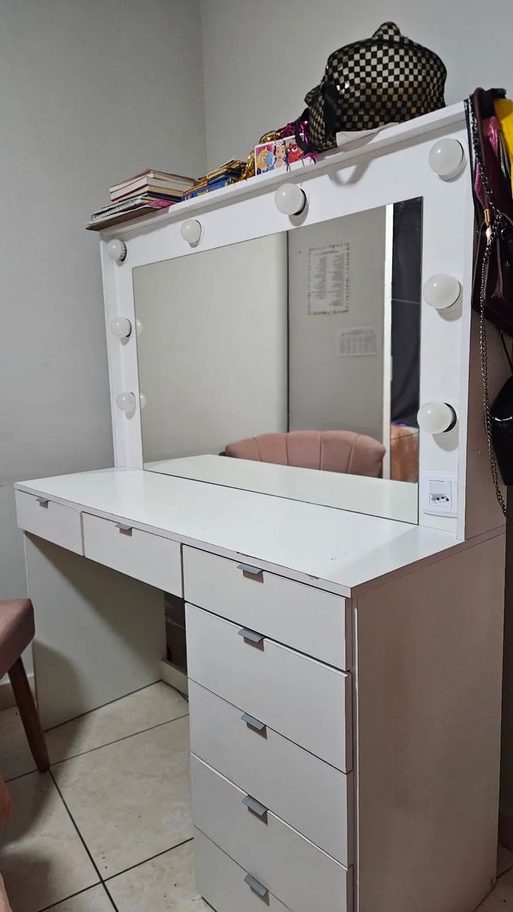 Penteadeira Camarim com Espelho 7 Gavetas e Tomada. - Foto 2