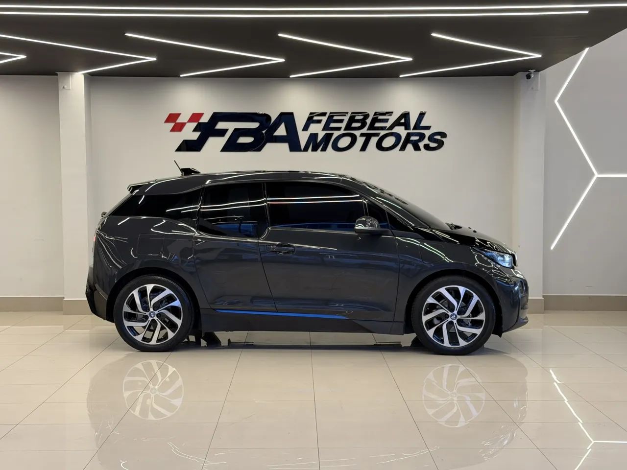 BMW I3 REX E Drive 170cv Aut.(eletrico) 2015 - Foto 3
