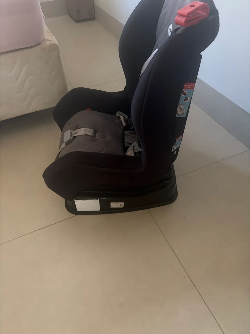 Vendo cadeira de transporte infantil  - Foto 2