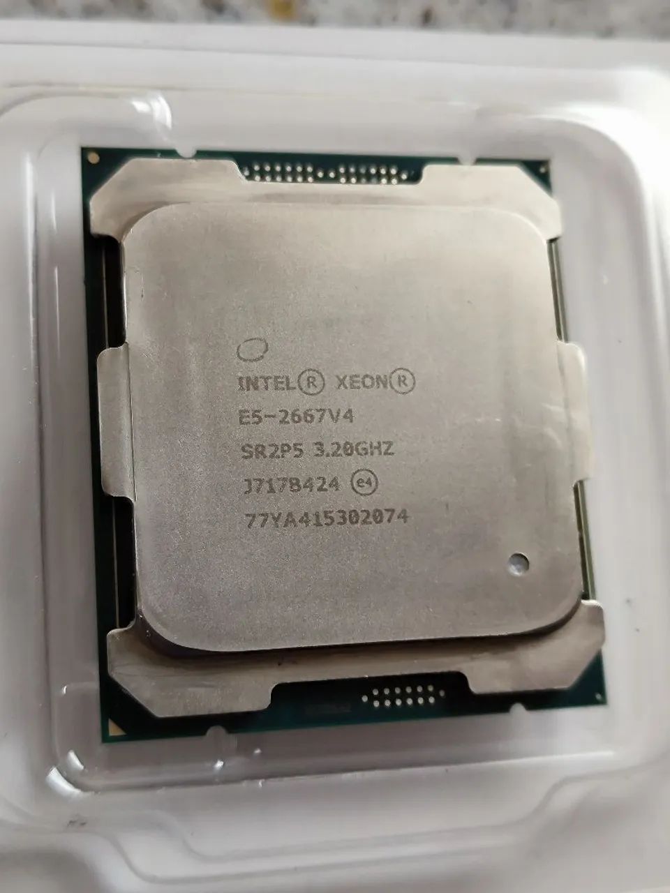 Processador Intel Xeon E5-2667 V4 3.2/3.6GHz X99 - Foto 3