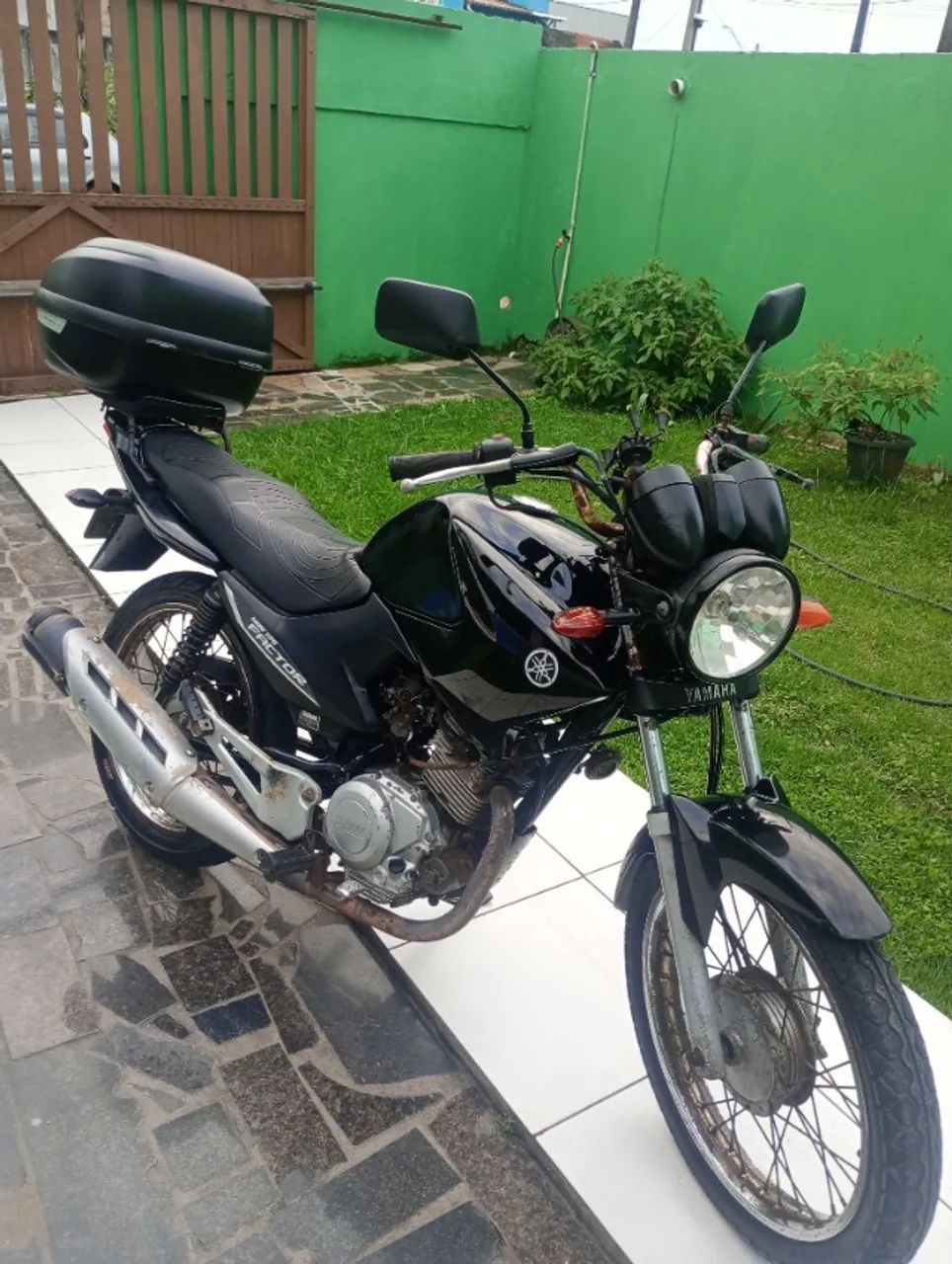 MOTO FACTOR 125