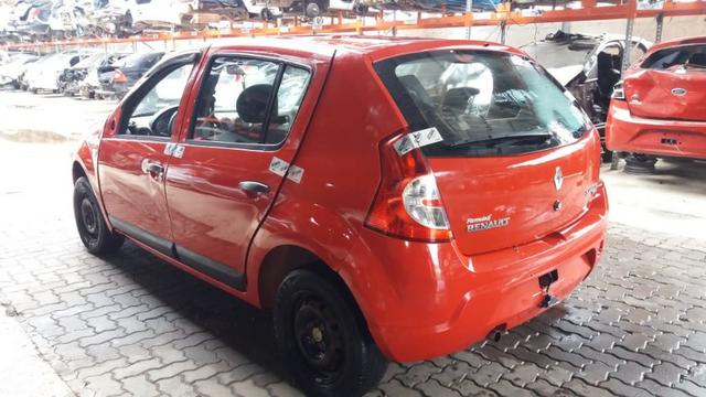 Peças usadas Renault Sandero 2010 1.0 16v flex 76cv câmbio manual - Foto 2