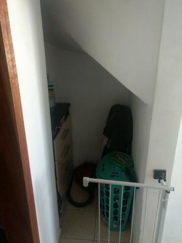 Casa tipo apartamento, dois quarto, na Rua Professor Luiz Rondelli - Olaria - Foto 10