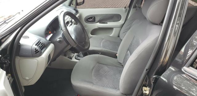 Clio hatch 1.6 ano 2005 !! - Foto 5
