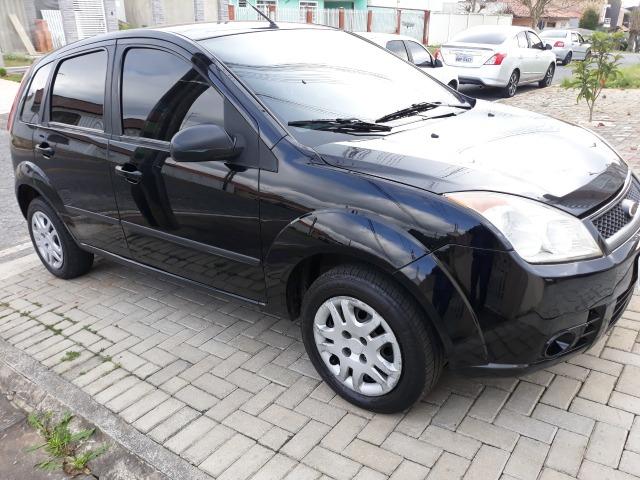 Fiesta 1.0 8v Flex 4p - Troca por Moto