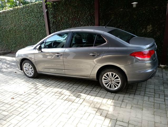 Vendo C4 Lounge THP semi-novo - Foto 2