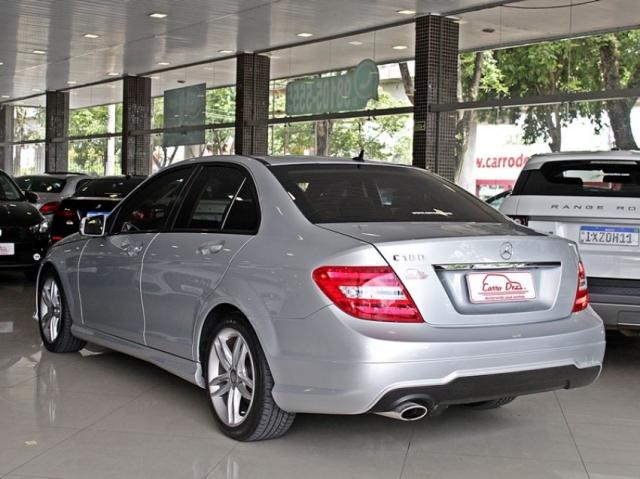 Mercedes-Benz C 180 1.6 Turbo CGI Automático 2014 - Foto 2