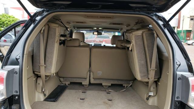 Hilux SW4 SRV 4X4 - 2012 - 7 Lugares - Foto 9