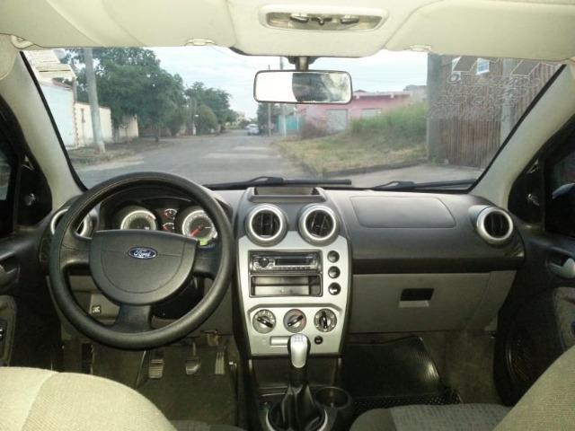 Ford Fiesta Sedan 2011 - Completo - GNV - Foto 8