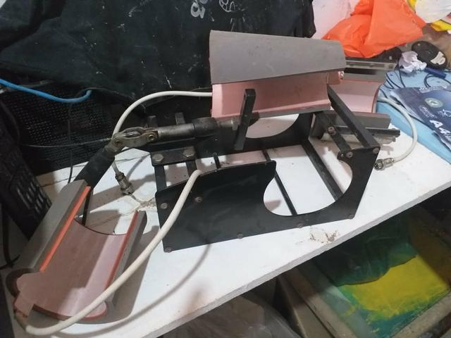 Prensa Térmica pra Sublimação 40x40 8x1, e uma impressora Epson pra tinta sublimática - Foto 3