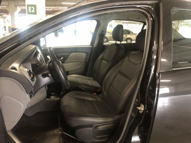 RENAULT LOGAN 1.6 DYNAMIQUE 8V FLEX 4P 2017 - Foto 13