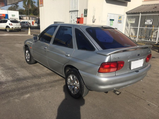 Ford Escort GL 1.6 2001 Completo - Foto 4