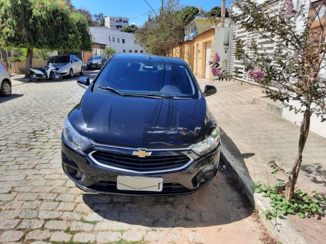 ONIX HATCH LT 2017 COMPLETO