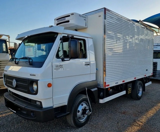 VOLKSWAGEM 160