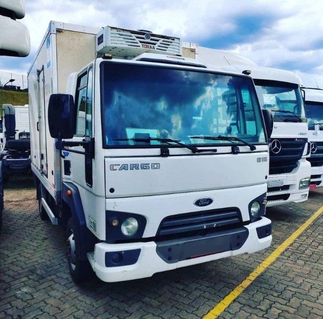 FORD CARGO 816 REFRIGERADO 2015