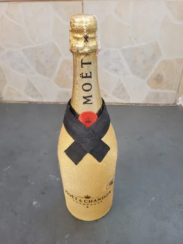 MOËT & CHANDON IMPÉRIAL GOLDEN DIAMOND SUIT