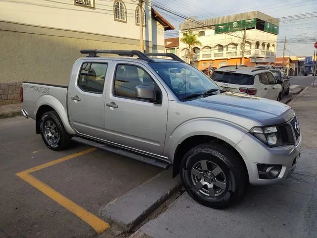 FRONTIER 2015 TURBO DIESEL 4x4 MUITO NOVA. MANUAL. - Foto 4