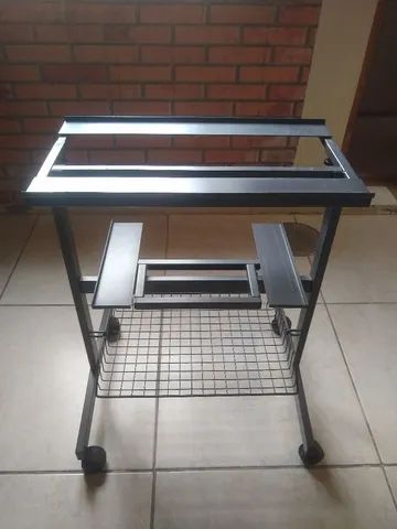 Mesa de ferro para TV e som 418478888028753922