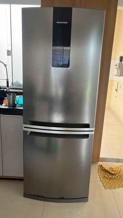 Geladeira eletrolux 1800,00