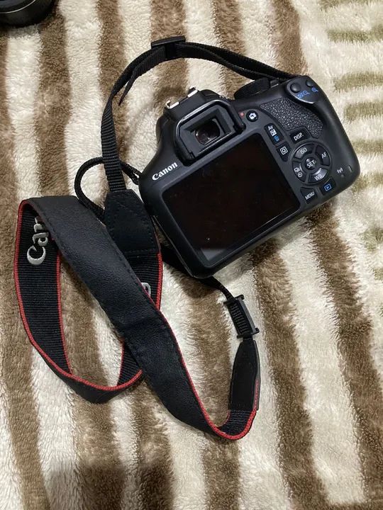 EOS Canon Rebel T6 Seminova + 3 lentes + Flash Canon Speedlite - Foto 4