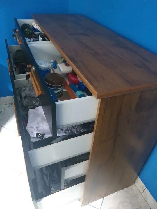 Cômoda super estilosa SÓ VENDO NO PIX A VISTA WHATSAPP *<br> - Foto 2