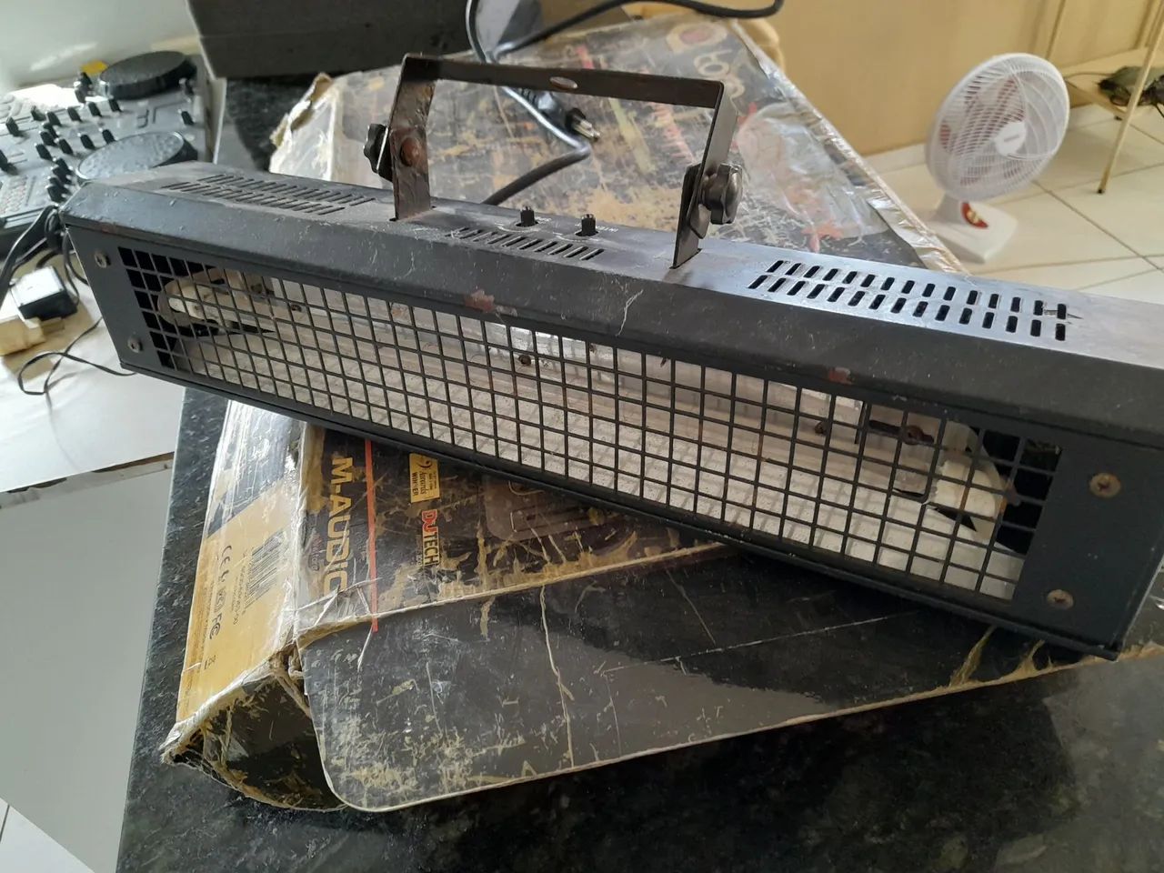Iluminador de Palco AURA DMX512 - Foto 2