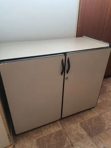 Armário baixo 2 portas - Usado 