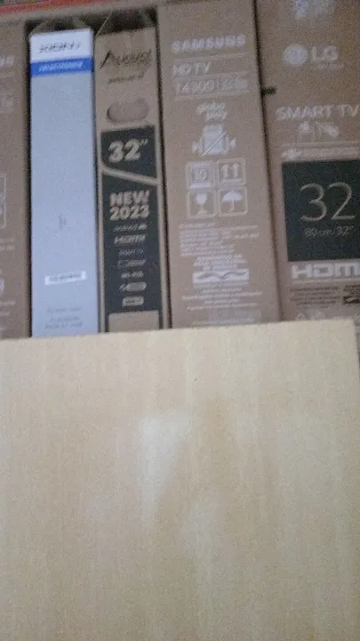 Caixas vazias com isopores internos para Tvs 32 pol
