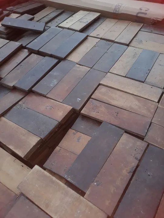 Assoalho de taco ( peroba e canela preta) - Foto 2