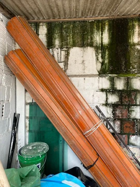 vendo duas portas de rolar 