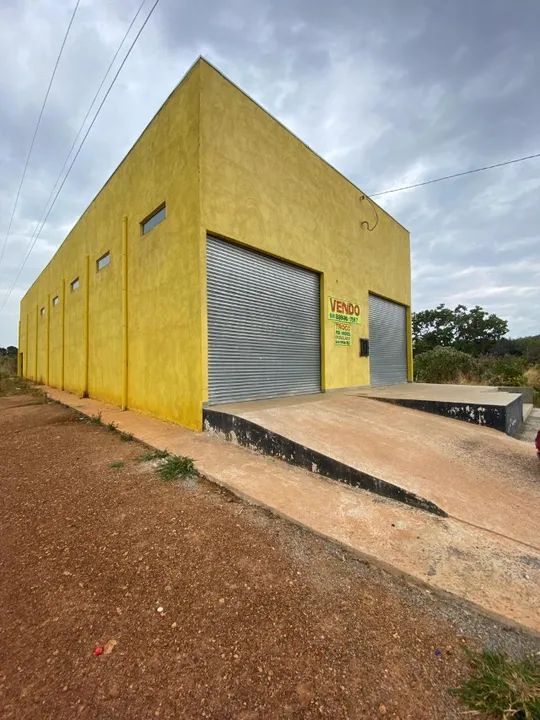 Vendo galpão 300m² na Taboquinha/GO, as margens da BR 080